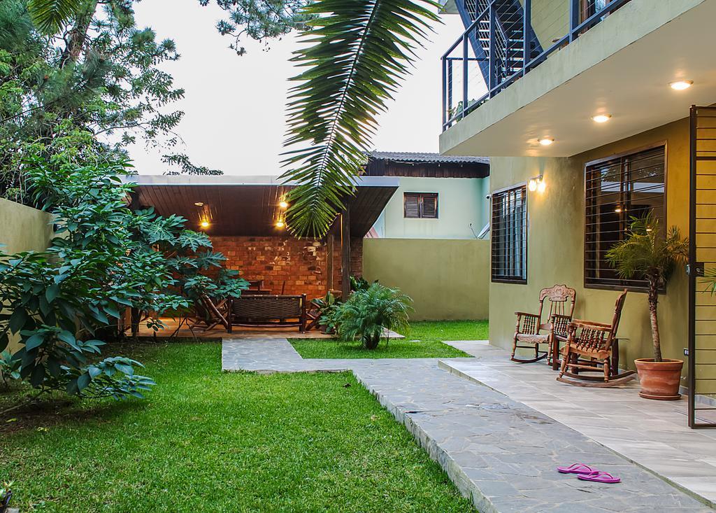 Jarabacoa Mountain Hostel Exterior photo